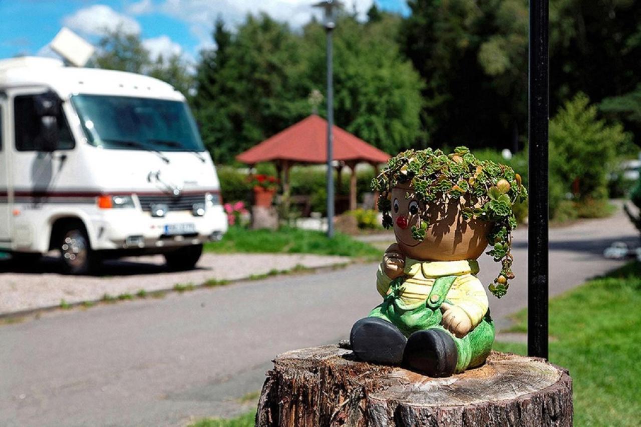See-Campingpark Neubaeuer See Hotel Kültér fotó